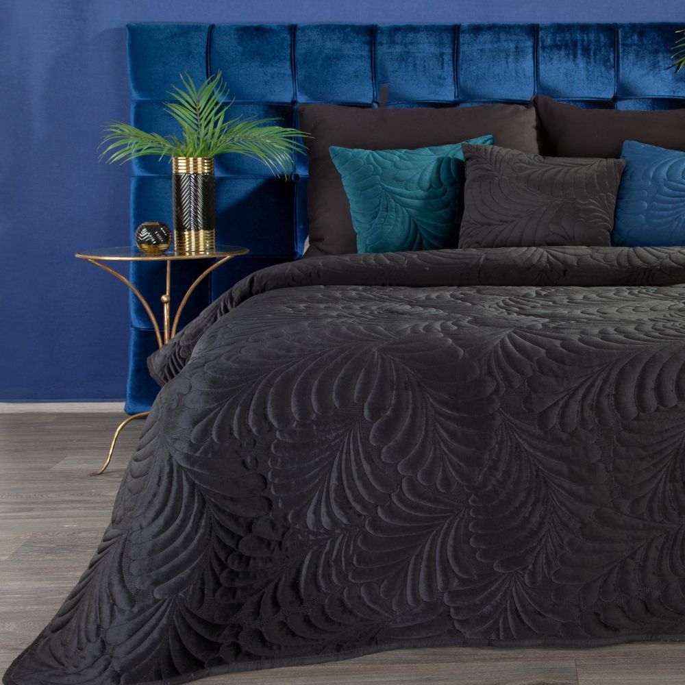 Aksominė lovatiesė “RIA4” black su/be pagalvėlių užvalkalais