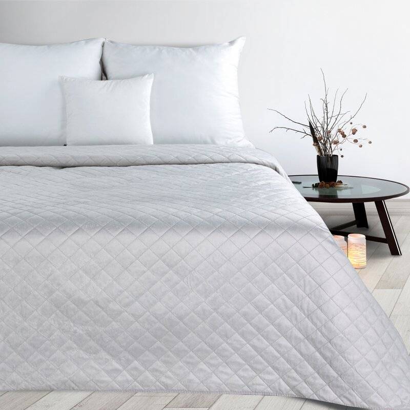 Aksominė lovatiesė “Luiza5” įvairių dydžių silver