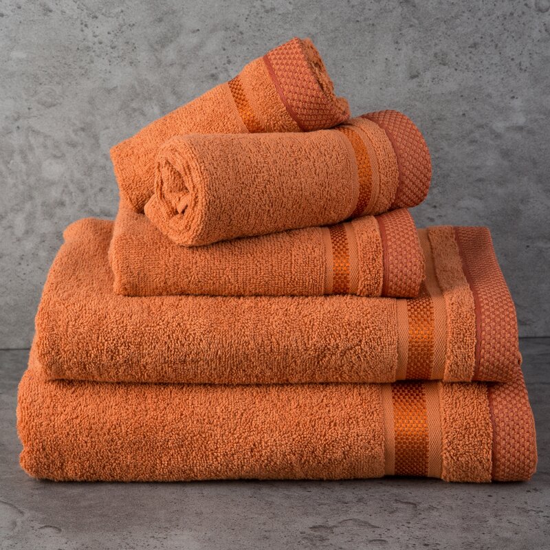 Vonios rankšluostis “Abbie” įvairių dydžių, orange