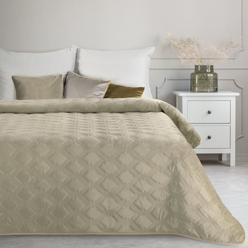 Aksominė lovatiesė “Sofia”5 beige įvairių dydžių